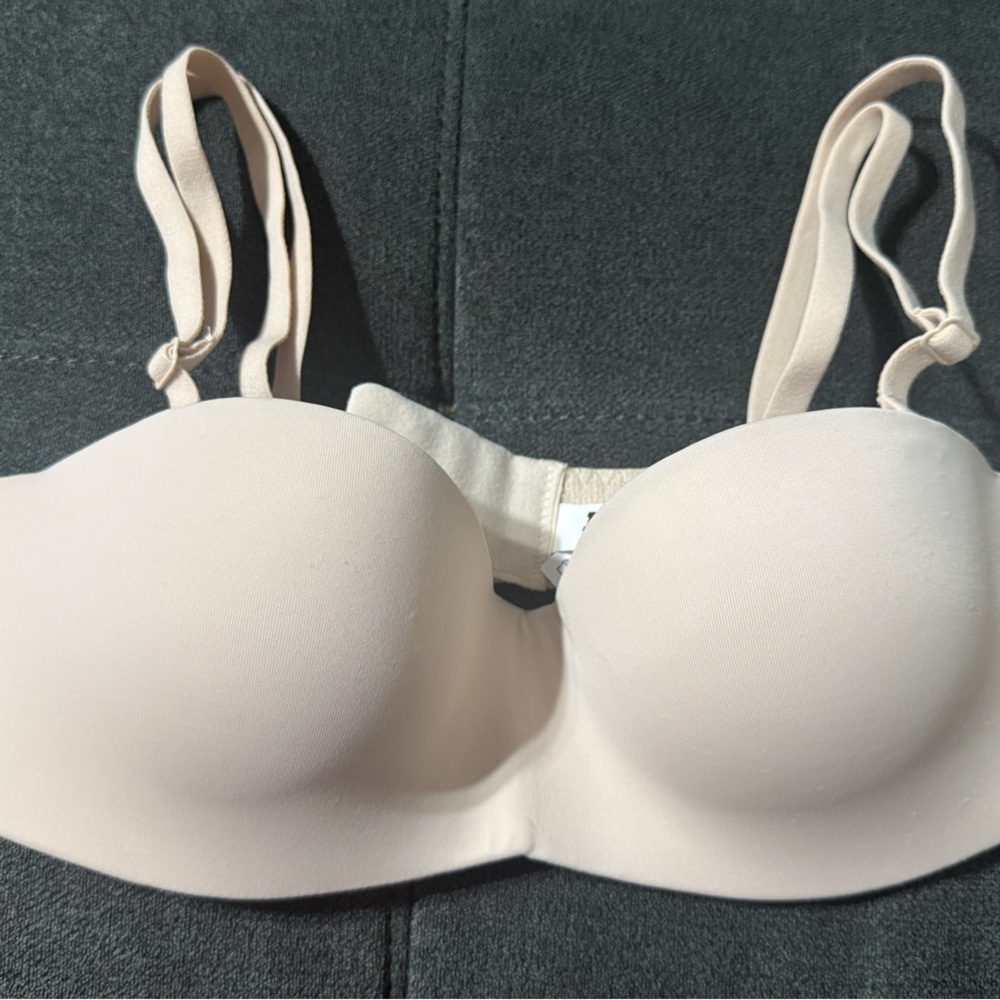 PINK Victoria's Secret Cream Seamless Push-Up Bra